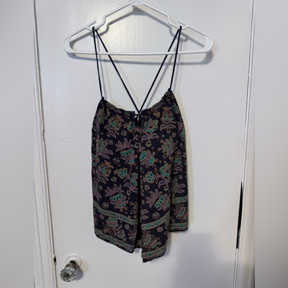 Size M American eagle boho cross back floral top